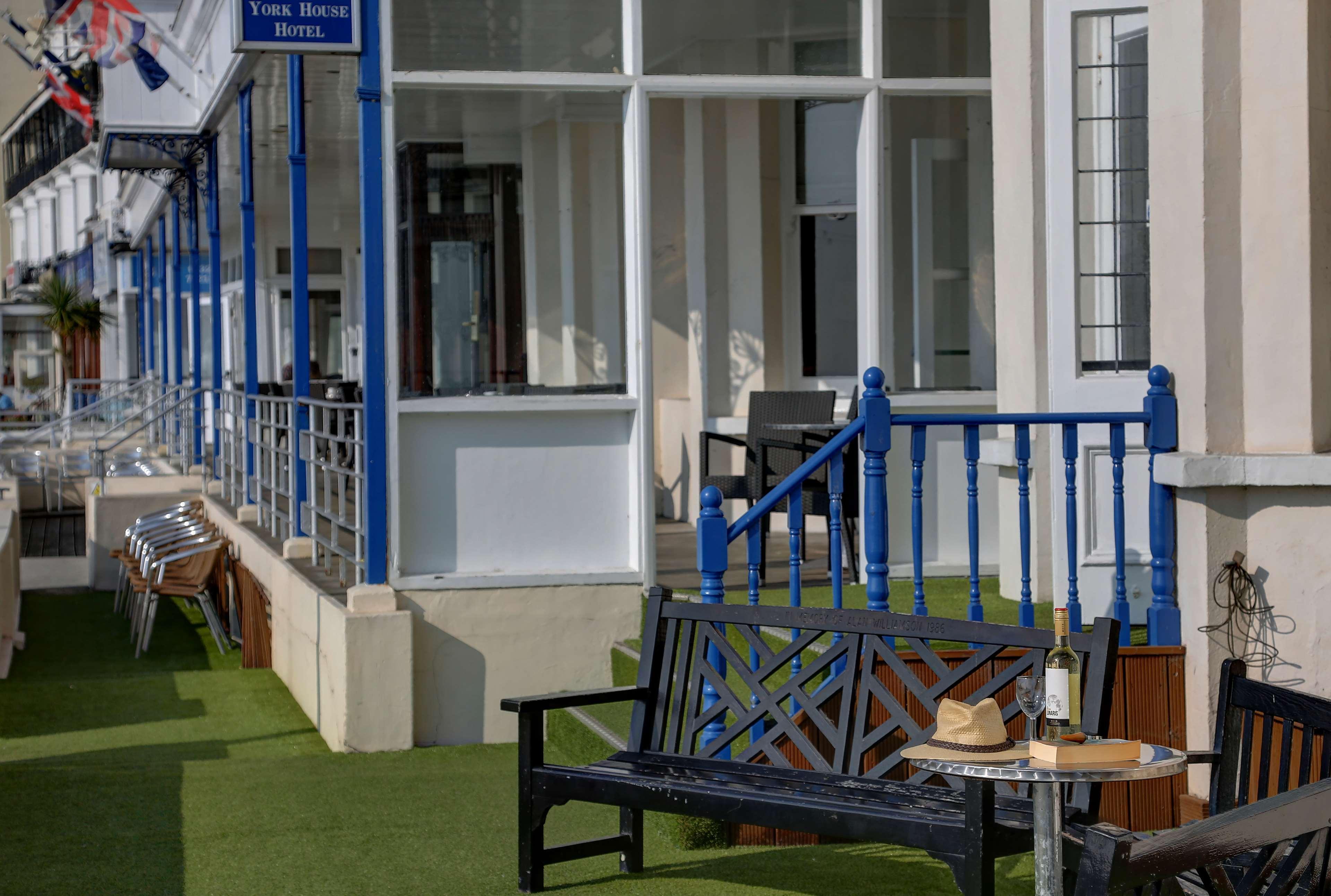Best Western York House Hotel Истбурн Экстерьер фото