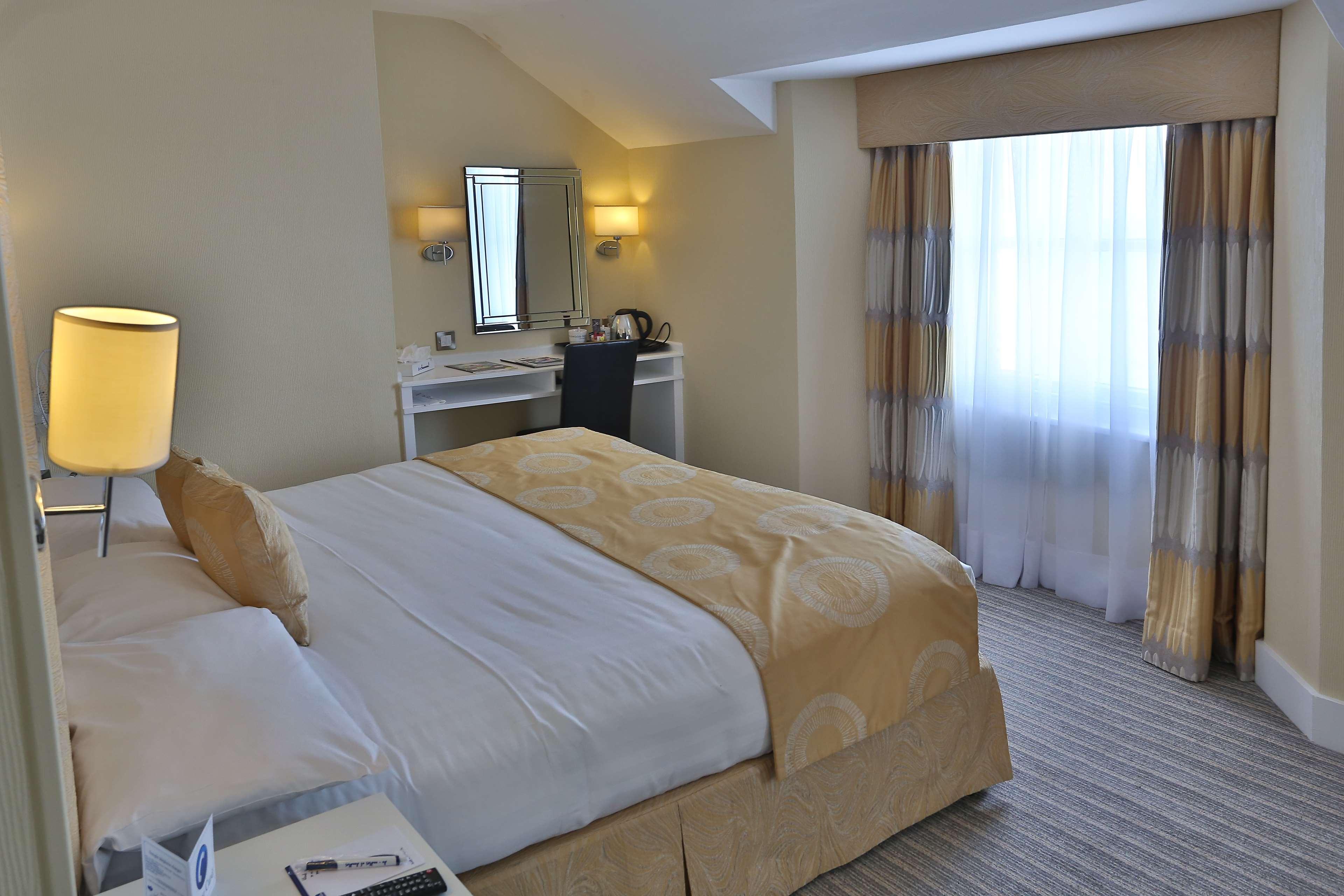 Best Western York House Hotel Истбурн Экстерьер фото