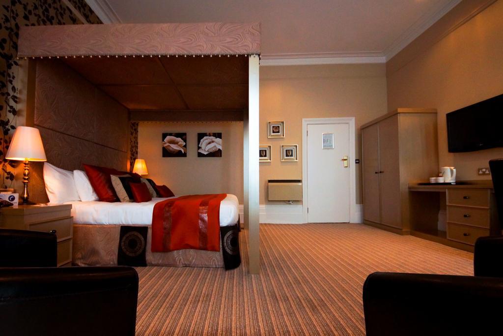 Best Western York House Hotel Истбурн Экстерьер фото